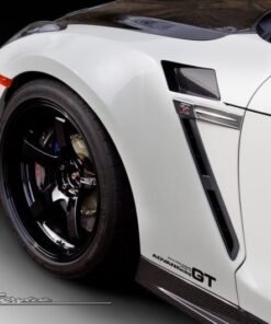 Kansai Service Wide Front Fenders for 2011-16 Nissan GT-R [R35 DBA] KAN101