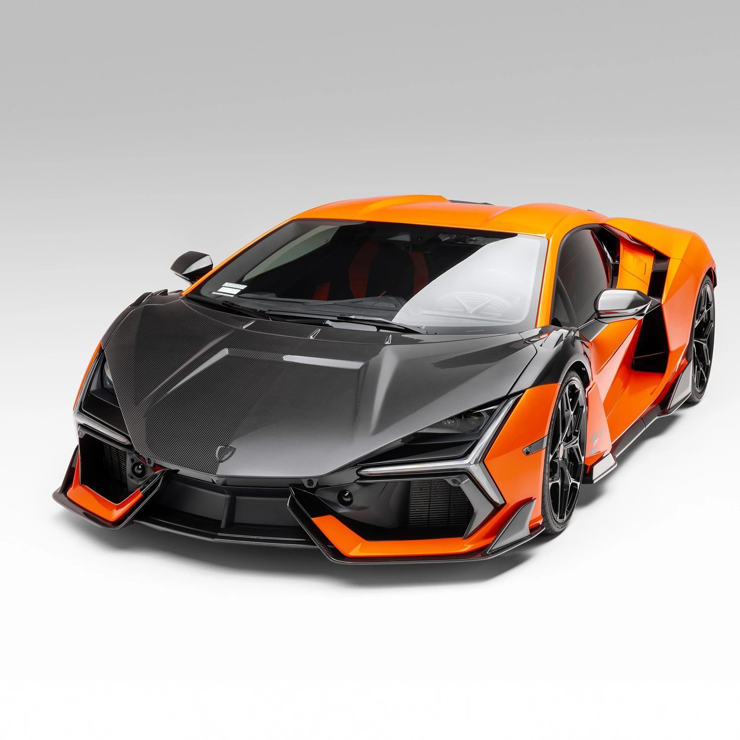 Lamborghini_Revuelto_CarbonFiberAero_FrontSpoiler_1-3_3000x.jpg