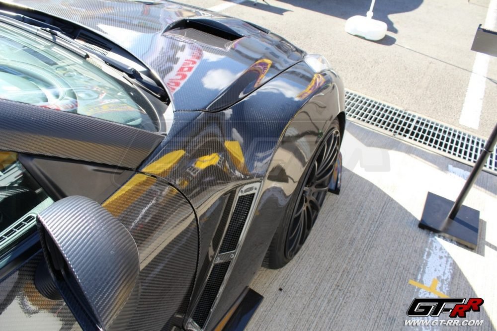 Top-Racing-Dry-Carbon-Front-Wide-Fenders-Nissan-GT-R-2014-16-2.jpg